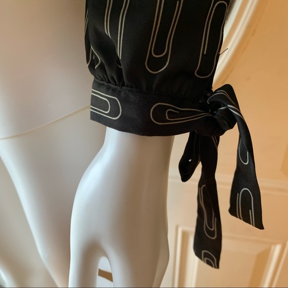 🍒💣 Modcloth paperclip print blouse - Picture 3 of 10